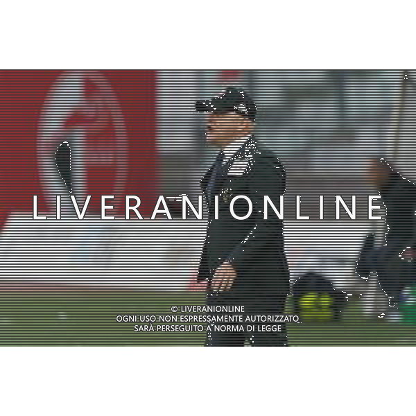 coach Giuseppe Iachini of SSC Bari during the Italian Serie B match SSC Bari vs Calcio Lecco 1912 on February 10, 2024 at the San Nicola stadium in Bari, Italy. Photo by Emmanuele Mastrodonato/ag. Aldo Liverani sas/AGENZIA ALDO LIVERANI SAS