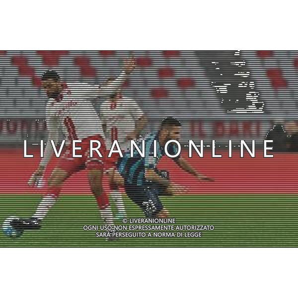 Malcom Edjouma of SSC Bari and Giovanni Crociata of Calcio Lecco 1912 during the Italian Serie B match SSC Bari vs Calcio Lecco 1912 on February 10, 2024 at the San Nicola stadium in Bari, Italy. Photo by Emmanuele Mastrodonato/ag. Aldo Liverani sas/AGENZIA ALDO LIVERANI SAS