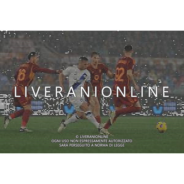 Roma vs Inter - Campionato Serie A TIM - 24 giornata - Stadio Olimpico - Roma 10-02-2024 nella foto Lautaro martinez e Huijsen ©Federico Gaetano/AGENZIA ALDO LIVERANI SAS