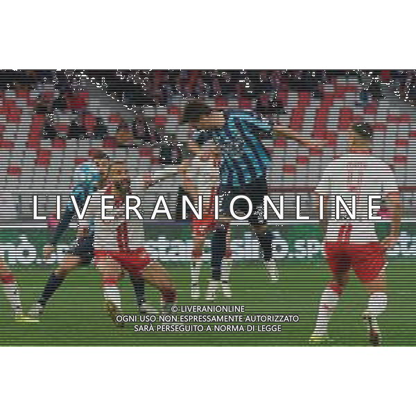 Alessandro Saraniti of Calcio Lecco 1912 and Valerio Di Cesare of SSC Bari during the Italian Serie B match SSC Bari vs Calcio Lecco 1912 on February 10, 2024 at the San Nicola stadium in Bari, Italy. Photo by Emmanuele Mastrodonato/ag. Aldo Liverani sas/AGENZIA ALDO LIVERANI SAS