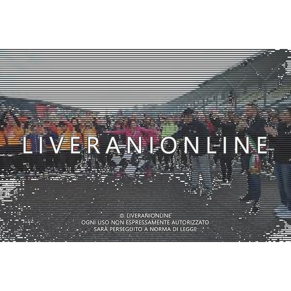 IMOLA 11 02 2024 CORRIMOLA5 CORSA CAMMINATA NON COMPETITIVA A FAVORE DELLA LILT (LEGA ITALIANA PER LA LOTTA CONTRO I TUMORI) NELLA FOTO PARTENZA PARTECIPANTI,PRESIDENTE LILT IMOLA DOTT.DOMENICO FRANCESCO RIVELLI,SINDACO DI IMOLA MARCO PANIERI E ASSESSORE ELENA PENAZZI ©SANNA/AGENZIA ALDO LIVERANI SAS