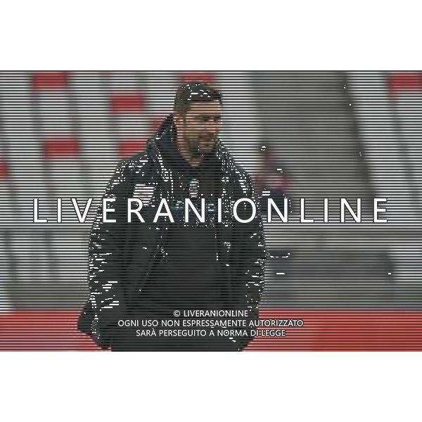 coach Emiliano Bonazzoli of Calcio Lecco 1912 during the Italian Serie B match SSC Bari vs Calcio Lecco 1912 on February 10, 2024 at the San Nicola stadium in Bari, Italy. Photo by Emmanuele Mastrodonato/ag. Aldo Liverani sas/AGENZIA ALDO LIVERANI SAS