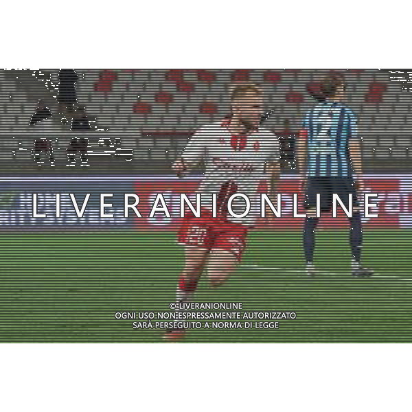 Giuseppe Sibilli of SSC Bari celebrates after scoring a goal during the Italian Serie B match SSC Bari vs Calcio Lecco 1912 on February 10, 2024 at the San Nicola stadium in Bari, Italy. Photo by Emmanuele Mastrodonato/ag. Aldo Liverani sas/AGENZIA ALDO LIVERANI SAS