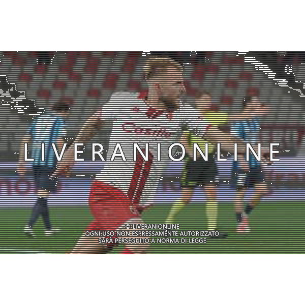 Giuseppe Sibilli of SSC Bari celebrates after scoring a goal during the Italian Serie B match SSC Bari vs Calcio Lecco 1912 on February 10, 2024 at the San Nicola stadium in Bari, Italy. Photo by Emmanuele Mastrodonato/ag. Aldo Liverani sas/AGENZIA ALDO LIVERANI SAS