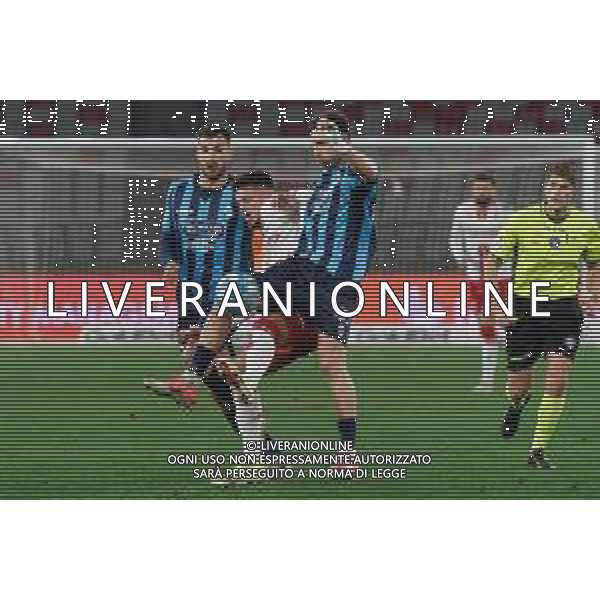 Marco Nasti of SSC Bari and Artur Ionita of Calcio Lecco 1912 during the Italian Serie B match SSC Bari vs Calcio Lecco 1912 on February 10, 2024 at the San Nicola stadium in Bari, Italy. Photo by Emmanuele Mastrodonato/ag. Aldo Liverani sas/AGENZIA ALDO LIVERANI SAS
