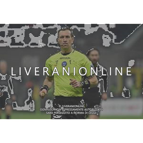 Milan vs Napoli nella foto l\'arbitro Daniele Doveri di Roma Milano 11-02-2024 Stadio Giuseppe Meazza - San Siro Campionato Serie A TIM - 24a giornata foto Roberto Garavaglia/Agenzia Aldo Liverani sas/AGENZIA ALDO LIVERANI SAS
