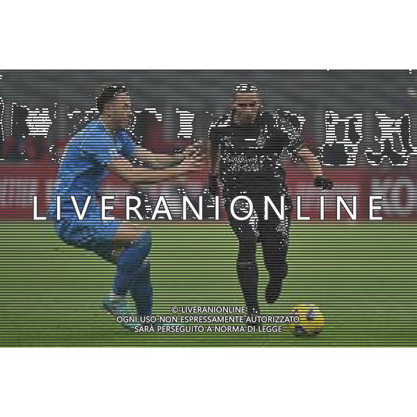 Milan vs Napoli nella foto Amir Rrahmani (Napoli) e Ismael Bennacer (Milan) Milano 11-02-2024 Stadio Giuseppe Meazza - San Siro Campionato Serie A TIM - 24a giornata foto Roberto Garavaglia/Agenzia Aldo Liverani sas/AGENZIA ALDO LIVERANI SAS