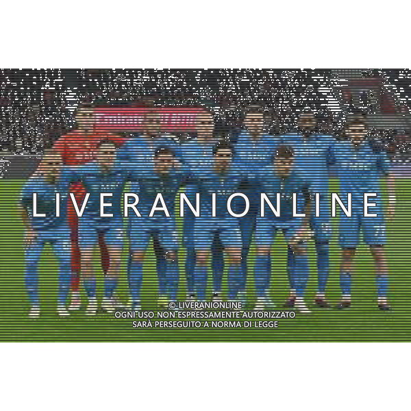 Milan vs Napoli nella foto formazione Napoli, in piedi da SX Pierluigi Gollini, Juan Jesus, Leo Skiri Ostigard, Amir Rrahmani, Andre\' Franck Zambo Anguissa e Khvicha Kvaratskhelia; in basso da SX Stanislav Lobotka, Piotr Zielinski, Pasquale Mazzocchi, Giovanni Pablo Simeone e Giovanni Di Lorenzo Milano 11-02-2024 Stadio Giuseppe Meazza - San Siro Campionato Serie A TIM - 24a giornata foto Roberto Garavaglia/Agenzia Aldo Liverani sas
