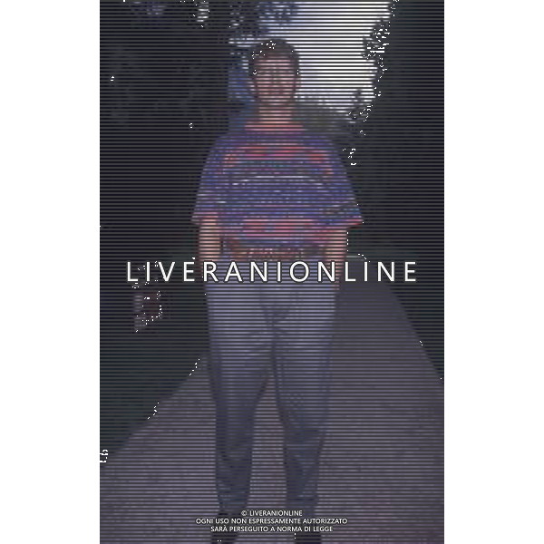 DIAP-RETROSPETTIVA RON WILLIAMS ATTORE NELLA FOTO RON WILLIAMS NELL\'ANNO 1983 AG ALDO LIVERANI SAS