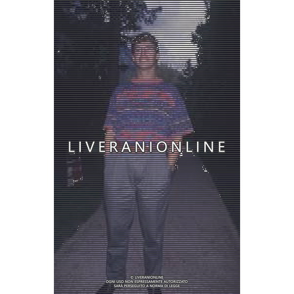 DIAP-RETROSPETTIVA RON WILLIAMS ATTORE NELLA FOTO RON WILLIAMS NELL\'ANNO 1983 AG ALDO LIVERANI SAS
