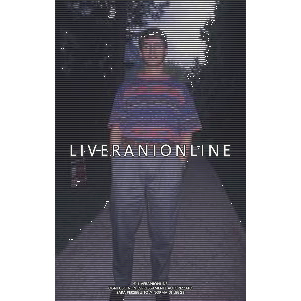 DIAP-RETROSPETTIVA RON WILLIAMS ATTORE NELLA FOTO RON WILLIAMS NELL\'ANNO 1983 AG ALDO LIVERANI SAS