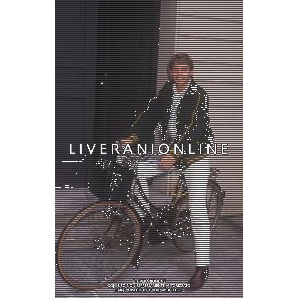 DIAP-RETROSPETTIVA RON WILLIAMS ATTORE NELLA FOTO RON WILLIAMS NELL\'ANNO 1983 AG ALDO LIVERANI SAS 