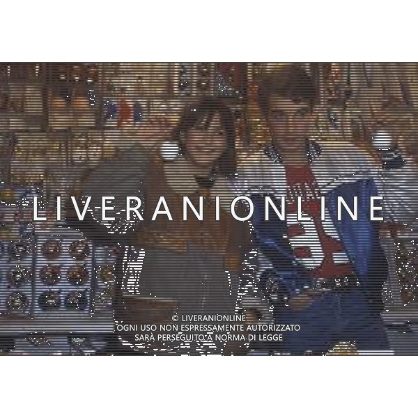 DIAP-RETROSPETTIVA Sophie Marceau, pseudonimo di Sophie Danièle Sylvie Maupu attrice-sceneggiatrice e regista NELLA FOTO Sophie Marceau nell\'anno 1982 a roma con Pierre Cosso foto edgardo della scorciosa-AG ALDO LIVERANI SAS  