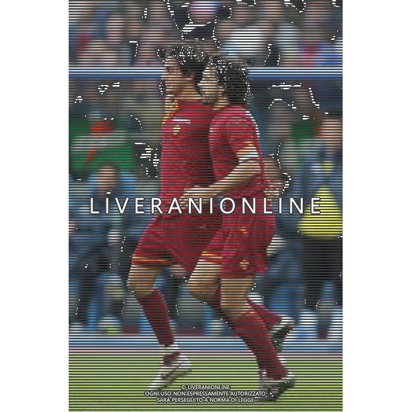 Napoli - Roma coppa italia tim cup 08/12/2005 nella foto esultanza di alberto aquilani e damiano tommasi ph terruso/agenzia aldo liverani