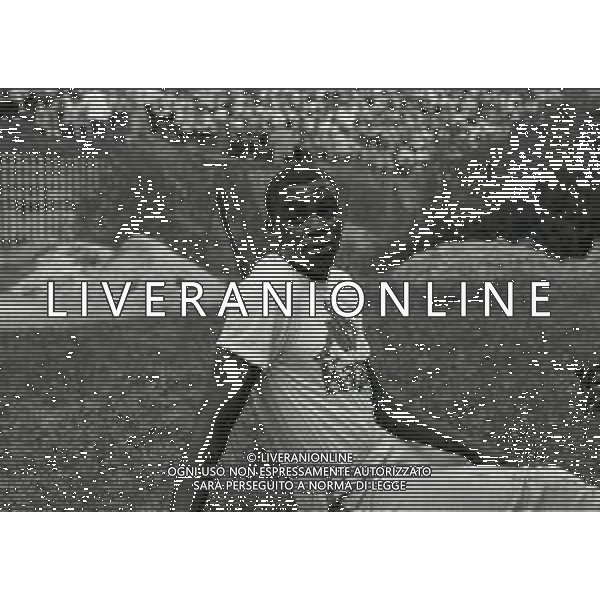 NEG-RETROSPETTIVA CARL LEWIS ATLETICA NELLA FOTO CARL LEWIS A MILANO NELL\'ANNO 1981 AG ALDO LIVERANI SAS