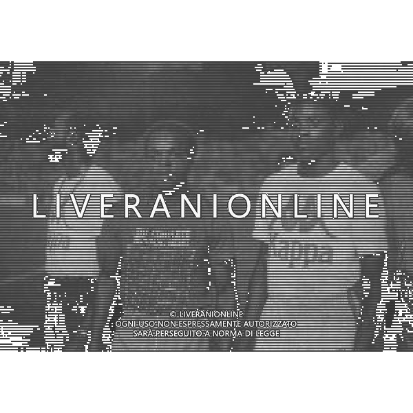 NEG-RETROSPETTIVA CARL LEWIS ATLETICA NELLA FOTO CARL LEWIS A MILANO NELL\'ANNO 1981 AG ALDO LIVERANI SAS