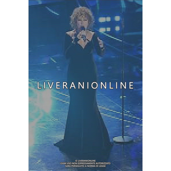 Festival Sanremo 2024 nella foto l\'esibizione di Fiorella Mannoia 74mo Festival della Canzone Italiana - Quinta Serata Teatro Ariston - Sanremo (IM) 10-02-2024 foto Roberto Garavaglia/agenzia Aldo Liverani sas/AGENZIA ALDO LIVERANI SAS