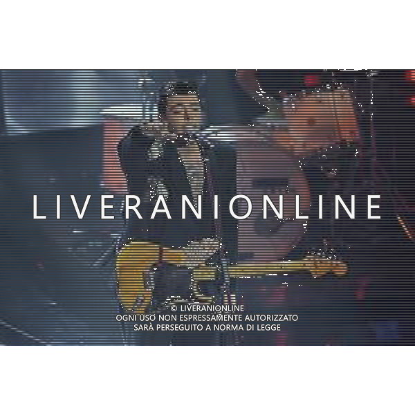 Festival Sanremo 2024 nella foto l\'esibizione dei The Kolors, il cantante Stash Antonio Fiordispino 74mo Festival della Canzone Italiana - Quinta Serata Teatro Ariston - Sanremo (IM) 10-02-2024 foto Roberto Garavaglia/agenzia Aldo Liverani sas/AGENZIA ALDO LIVERANI SAS
