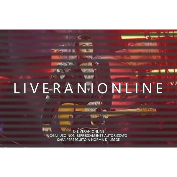 Festival Sanremo 2024 nella foto l\'esibizione dei The Kolors, il cantante Stash Antonio Fiordispino 74mo Festival della Canzone Italiana - Quinta Serata Teatro Ariston - Sanremo (IM) 10-02-2024 foto Roberto Garavaglia/agenzia Aldo Liverani sas/AGENZIA ALDO LIVERANI SAS