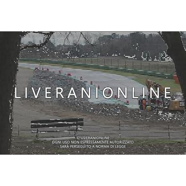 IMOLA 12 02 2024 AUTODROMO ENZO E DINO FERRARI NELLA FOTO LAVORI ALLA CURVA ACQUE MINERALI AL POSTO DEL CEMENTO TORNA LA GHIAIA PER LA SICUREZZA ©SANNA/AGENZIA ALDO LIVERANI SAS