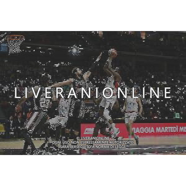 Torino 15.02.2024 Inalpi Arena Virtus Segafredo Bologna vs Unahotels Reggio Emilia Final Eight Coppa Italia 2024 Quarti di Finale Nella foto: briante weber e marco belinelli ©Viganti/AGENZIA ALDO LIVERANI SAS