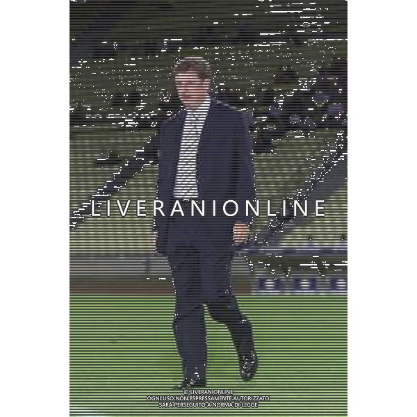 DIG-RETROSPETTIVA ROY HODGSON ALLENATORE UDINESE CALCIO NELLA FOTO ROY HODGSON ALLENATORE UDINESE CALCIO NELL\'ANNO 2001 AG ALDO LIVERANI SAS