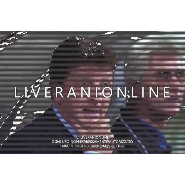 DIG-RETROSPETTIVA ROY HODGSON ALLENATORE UDINESE CALCIO NELLA FOTO ROY HODGSON ALLENATORE UDINESE CALCIO NELL\'ANNO 2001 AG ALDO LIVERANI SAS