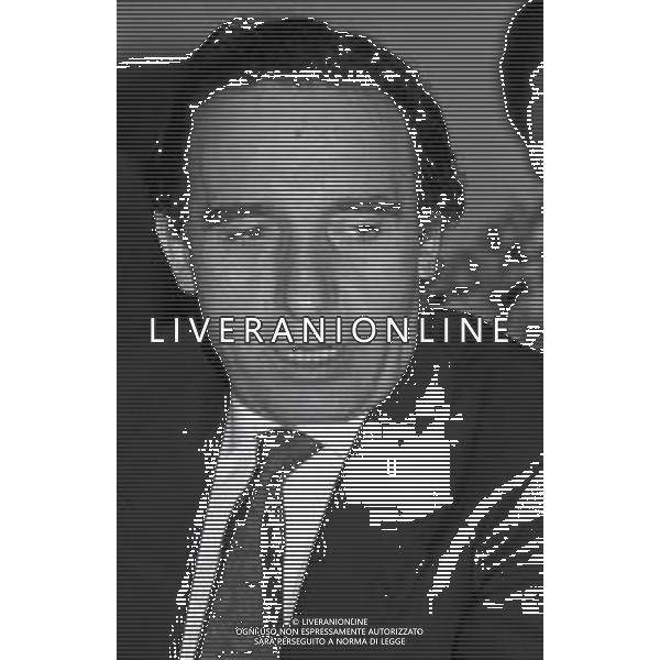 NEG- RETROSPETTIVA PAOLO PILLITTERI SINDACO DI MILANO E POLITICO PARTITO SOCIALISTA ITALIANO NELLA FOTO PAOLO PILLITTERI SINDACO DI MILANO A MLANO NELL\'ANNO 1988 A MILANO AG ALDO LIVERANI SAS 