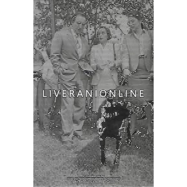 NEG- RETROSPETTIVA PAOLO PILLITTERI SINDACO DI MILANO E POLITICO PARTITO SOCIALISTA ITALIANO NELLA FOTO PAOLO PILLITTERI SINDACO DI MILANO A MLANO NELL\'ANNO 1988 AL CANILE MUNICIPALE AG ALDO LIVERANI SAS 