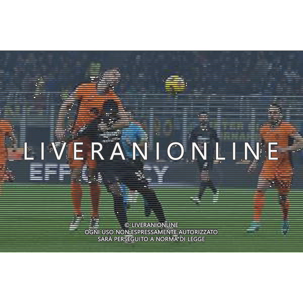Seria A 2023-2024 Stadio Giuseppe Meazza Milano Salernitana-Inter Nella foto: Loum Tchaouna e Stefan De Vrij ©Andrea Rosito/AGENZIA ALDO LIVERANI SAS