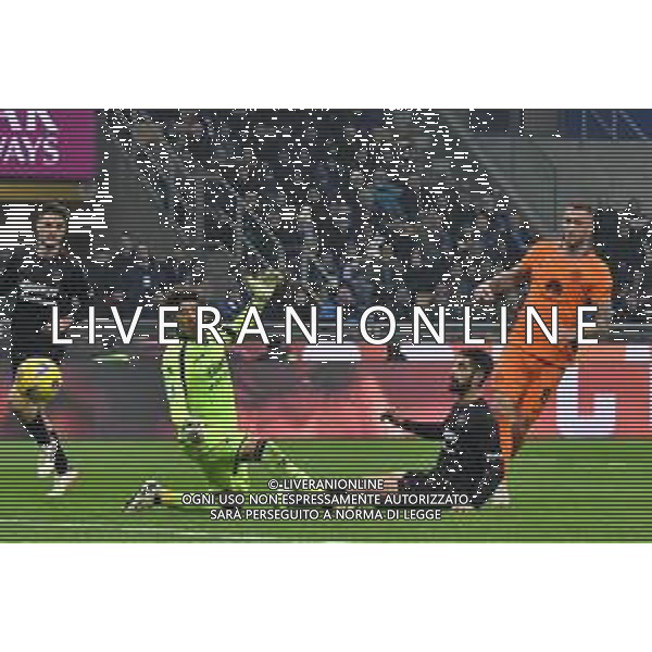 Seria A 2023-2024 Stadio Giuseppe Meazza Milano Salernitana-Inter Nella foto: Gol annullato a Marko Arnautovic ©Andrea Rosito/AGENZIA ALDO LIVERANI SAS