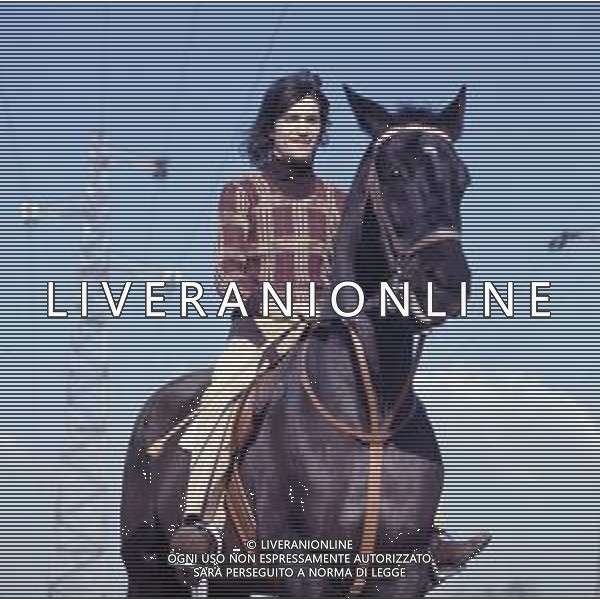 COL-RETROSPETTIVA DRUPI CANTANTE GIAMPIERO ANELLI NELLA FOTO DRUPI A PAVIA NELL\'ANNO 1973 AG ALDO LIVERANI SAS