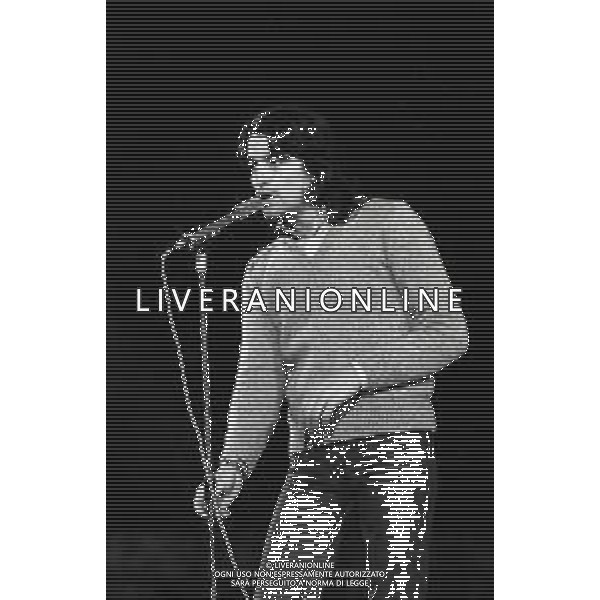 NEG-RETROSPETTIVA DRUPI CANTANTE NELLA FOTO DRUPI NELL\'ANNO 1975 AL FESTIVALBAR AG ALDO LIVERANI SAS 