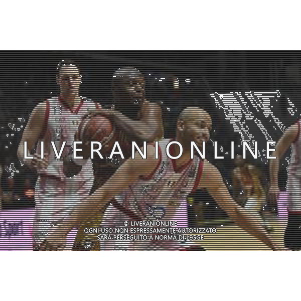 Torino 17.02.2024 Inalpi Arena EA7 Emporio Armani Milano vs Umana Final Eight Coppa Italia 2024 Semifinale Nella foto: mfiondu kabengele e shavon shields ©Viganti/AGENZIA ALDO LIVERANI SAS