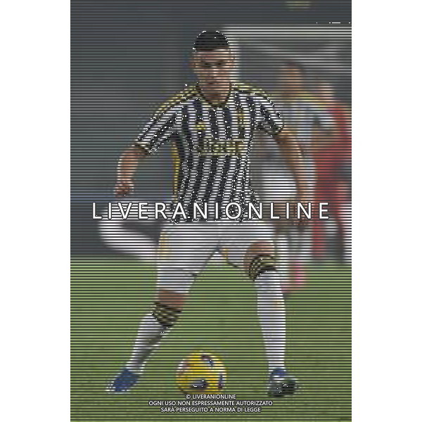 Hellas Verona vs Juventus nella foto Carlos Alcaraz (Juventus) Verona 17-02-2024 Stadio Marcantonio Bentegodi Campionato Serie A TIM - 25a giornata foto Roberto Garavaglia/Agenzia Aldo Liverani sas
