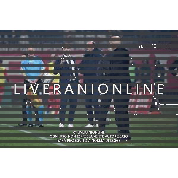 Monza vs Milan nella foto Raffaele Palladino allenatore Monza discute con Stefano Pioli allenatore Milan dopo il contatto tra Luka Jovic (Milan) e Armando Izzo (Monza) Monza 18-02-2024 U-Power Stadium Campionato Serie A TIM - 25a giornata foto Roberto Garavaglia/Agenzia Aldo Liverani sas/AGENZIA ALDO LIVERANI SAS