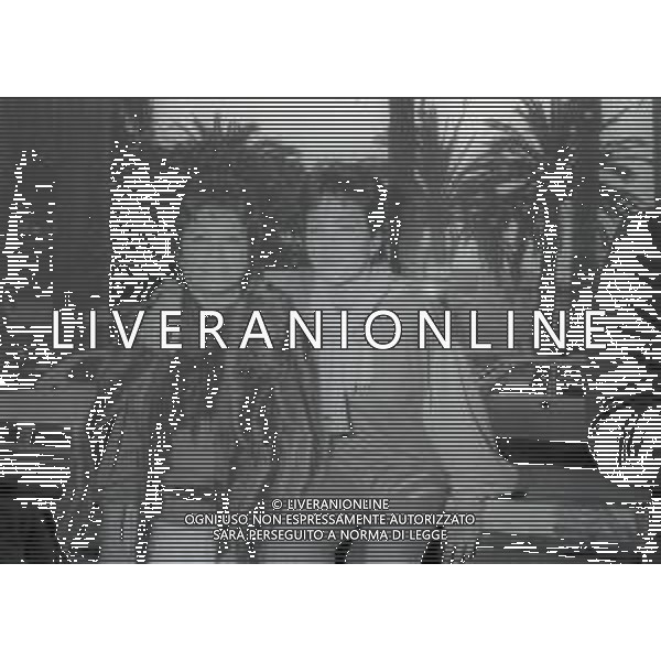 NEG-RETROSPETTIVA DONATELLA MILANI CANTANTE NELLA FOTO DONATELLA MILANI A SANREMO NELL\'ANNO 1983 AG ALDO LIVERANI SAS