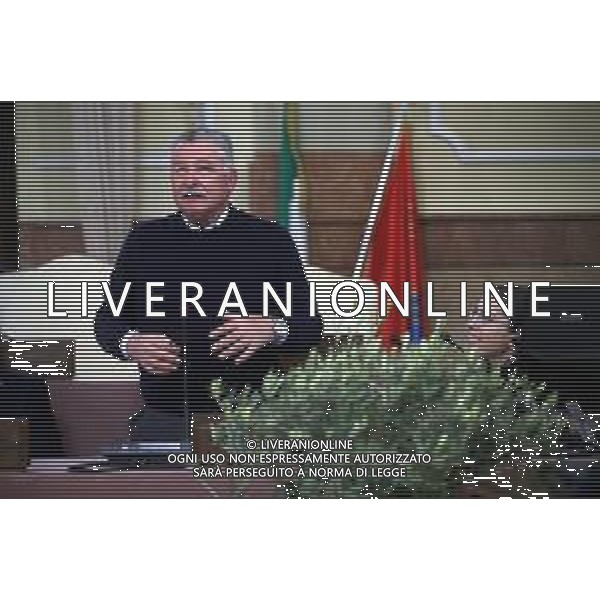 IMOLA 22 02 2024 in Municipio, il presidente dell\'Associazione Nazionale, Michele Sonnessa, ha consegnato la bandiera al sindaco Marco Panieri IMOLA E\' ENTRATA A FAR PARTE DELLE "CITTA\' DELL\'OLIO" NELLA FOTO VANNI ANGELI VICE PRESIDENTE FRANTOIO VALSANTERNO ©SANNA/AGENZIA ALDO LIVERANI SAS