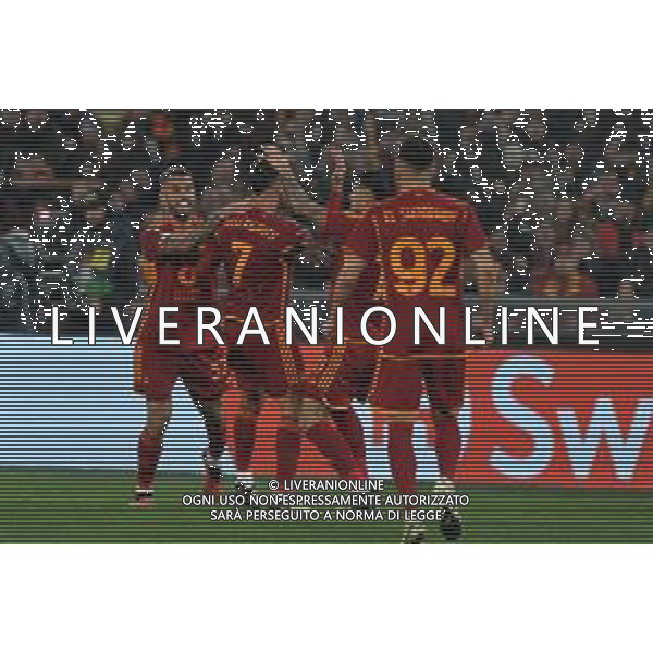 Roma vs Feyenoord - Europa League - Play Off - Stadio Olimpico - Roma 22-02-2024 nella foto Esultanza Roma dopo gol lorenzo pellegrini ©Federico Gaetano/AGENZIA ALDO LIVERANI SAS