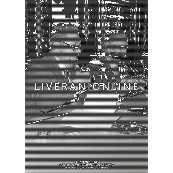 NEG-RETROSPETTIVA GIANNI BRERA GIORNALISTA E SCRITTORE NELLA FOTO GIANNI BRERA A MILANO AL CIRCOLO DELLA STAMPA CON MARIO SOLDATI NELL\'ANNO 1974 AG ALDO LIVERANI SAS 