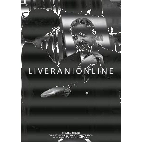 NEG-RETROSPETTIVA GIANNI BRERA GIORNALISTA E SCRITTORE NELLA FOTO GIANNI BRERA A MILANO NELL\'ANNO 1977 AG ALDO LIVERANI SAS 