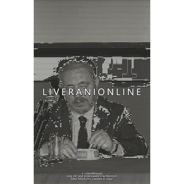 NEG-RETROSPETTIVA GIANNI BRERA GIORNALISTA E SCRITTORE NELLA FOTO GIANNI BRERA A MILANO NELL\'ANNO 1982 AG ALDO LIVERANI SAS   