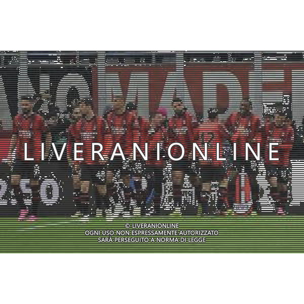 Milan vs Atalanta nella foto esultanza Milan dopo il gol dell\'1 a 0 di Rafael Leao Milano 25-02-2024 Stadio Giuseppe Meazza - San Siro Campionato Serie A TIM - 26a giornata foto Roberto Garavaglia/Agenzia Aldo Liverani sas /AGENZIA ALDO LIVERANI SAS