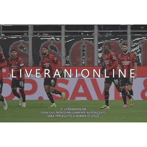 Milan vs Atalanta nella foto esultanza Milan dopo il gol dell\'1 a 0 di Rafael Leao Milano 25-02-2024 Stadio Giuseppe Meazza - San Siro Campionato Serie A TIM - 26a giornata foto Roberto Garavaglia/Agenzia Aldo Liverani sas /AGENZIA ALDO LIVERANI SAS