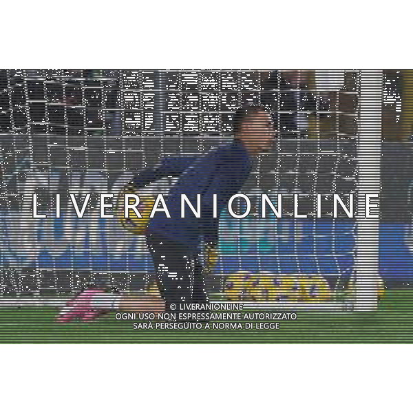 TVEM Emil Audero FC Inter warms up during the Italian soccer Serie A match Lecce vs Inter on February 25, 2024 at Via del Mare Stadium in Lecce, Italy. Photo by Emmanuele Mastrodonato/agenzia Liverani