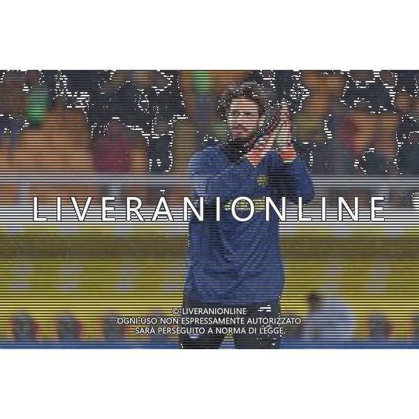 TVEM Raffaele Di Gennaro of FC Inter applauds fans during the Italian soccer Serie A match Lecce vs Inter on February 25, 2024 at Via del Mare Stadium in Lecce, Italy. Photo by Emmanuele Mastrodonato/agenzia Liverani
