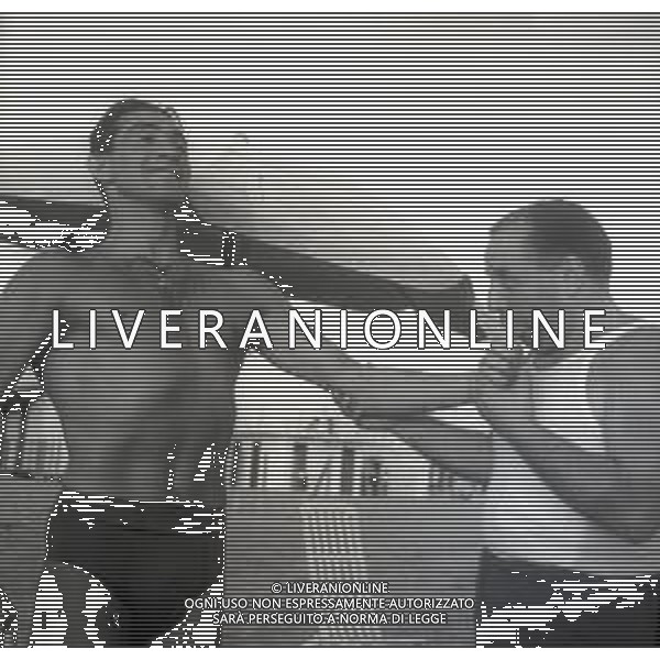 NEG-RETROSPETTIVA CARLO CAMPANINI ATTORE NELLA FOTO CARLO CAMPANINI A CAPRI NELL\'ANNO 1952 CON WALTER CHIARI AG ALDO LIVERANI SAS