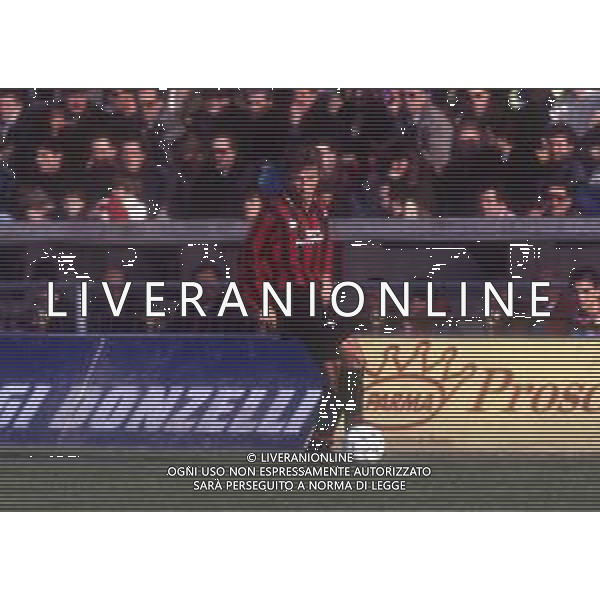 DIAP-RETROSPETTIVA DAN PETRESCU CALCIATORE NELLA FOTO DAN PETRESCU CON LA MAGLIA DEL FOGGIA CALCIO NELL\'ANNO 1991-1992 AG ALDO LIVERANI SAS