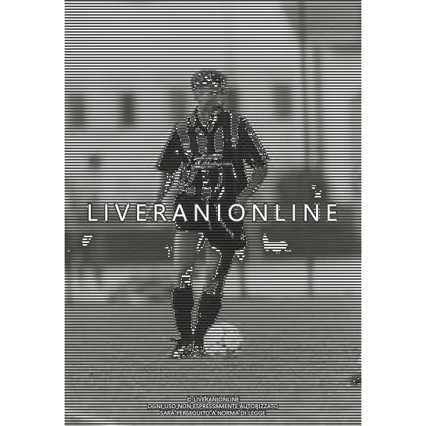 NEG-RETROSPETTIVA DAN PETRESCU CALCIATORE NELLA FOTO DAN PETRESCU CON LA MAGLIA DEL FOGGIA CALCIO AG ALDO LIVERANI SAS