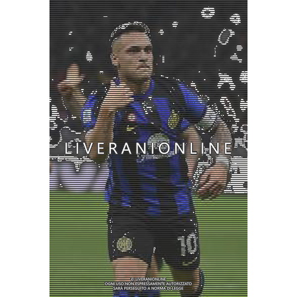 Inter vs Atalanta nella foto Lautaro Martinez (Inter) esulta dopo il gol del 2 a 0 Milano 28-02-2024 Stadio Giuseppe Meazza - San Siro Campionato Serie A TIM - recupero della 21a giornata foto Roberto Garavaglia/Agenzia Aldo Liverani sas